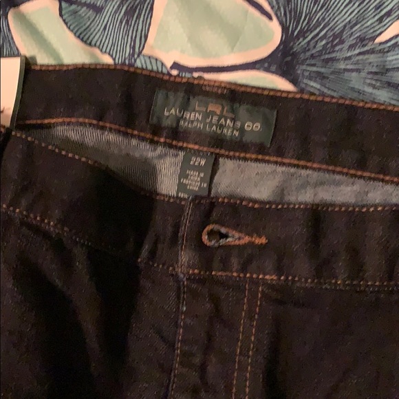 Capris - Picture 2 of 3